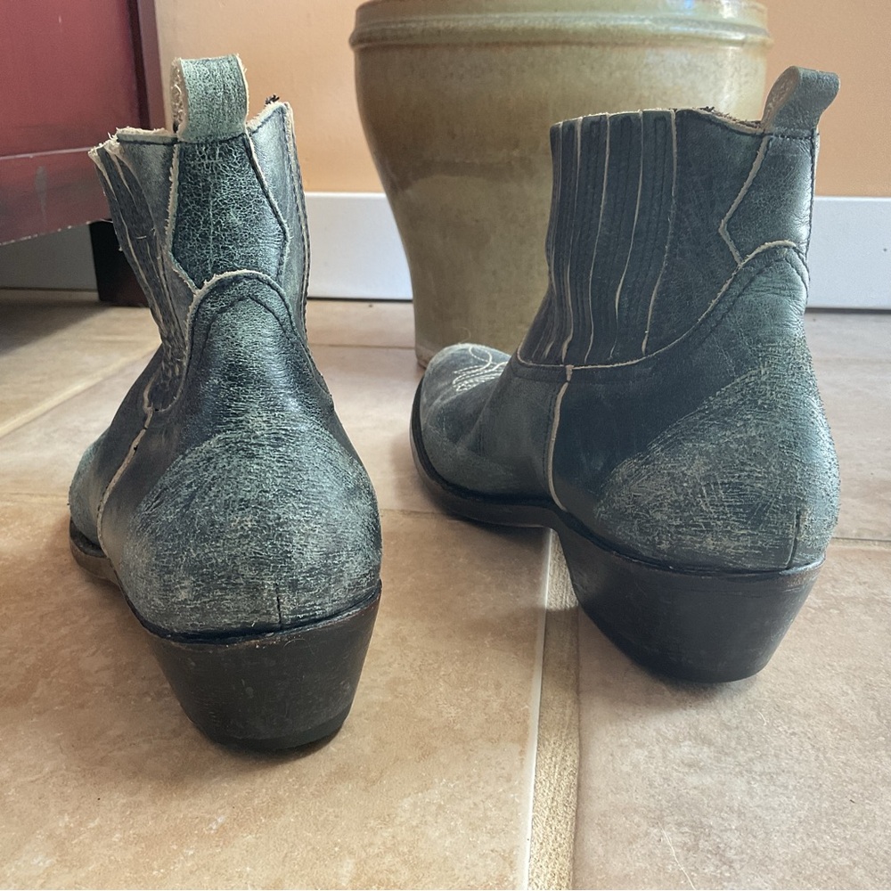 Golden Goose Western Ankle Boots size 40
